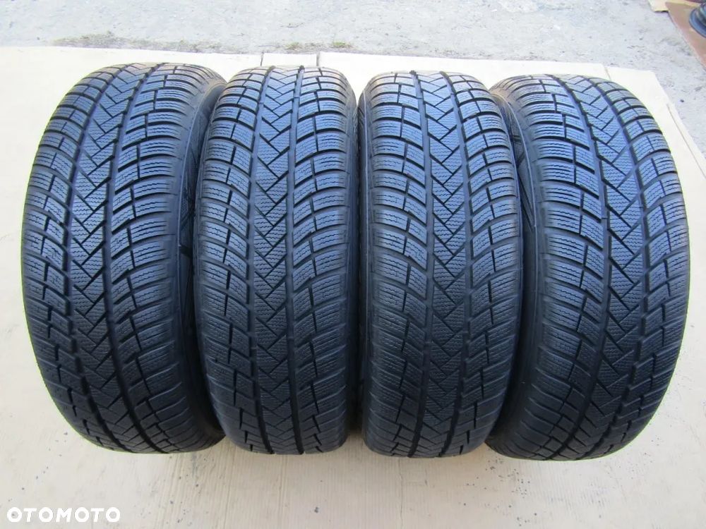 4x Felgi Koła 18 BMW X3 X4 G01 GO2 / 7 j 5x112 ET22 + Opony 225/60 Zimowe - 15