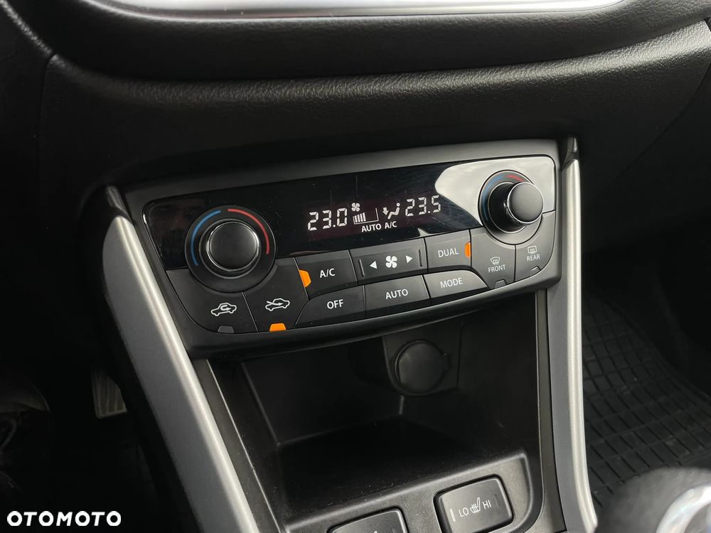 Suzuki SX4 S-Cross 1.4 T Premium 4WD - 33