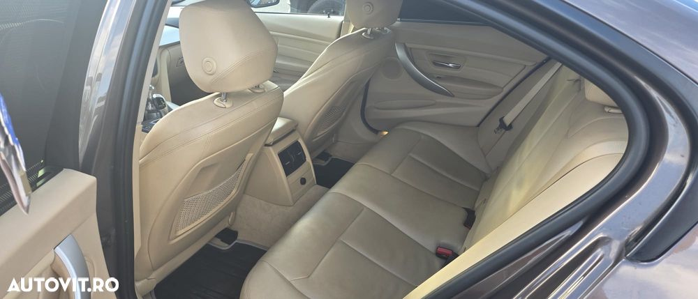 BMW Seria 3 320d xDrive Aut. Luxury Line - 18