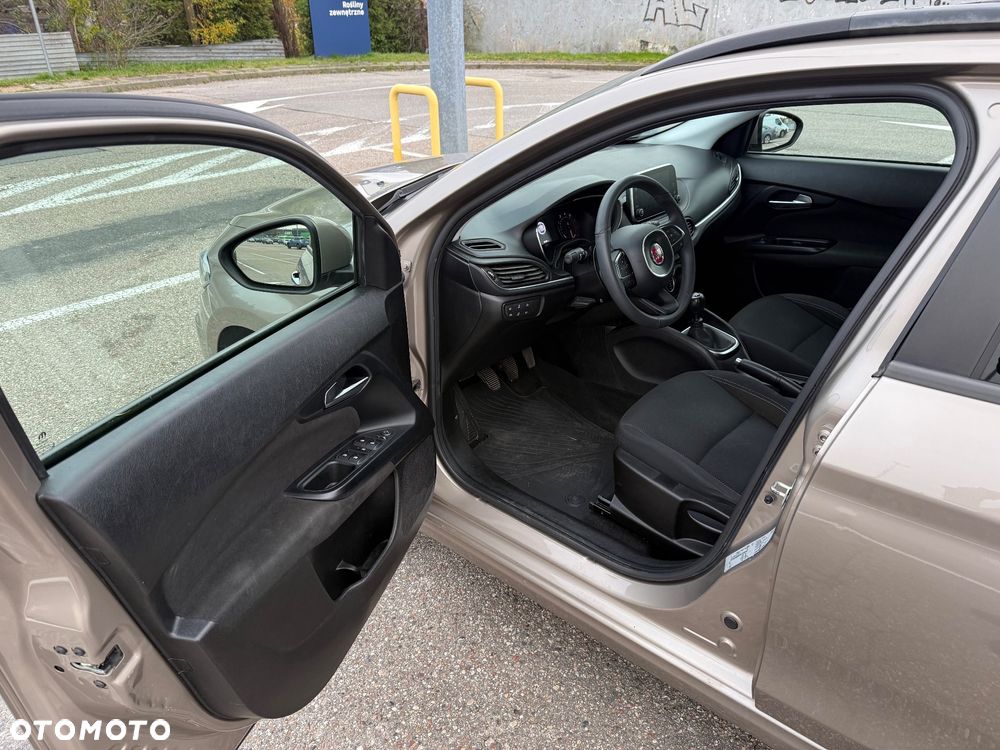 Fiat Tipo 1.4 T-Jet 16v Lounge EU6 - 9