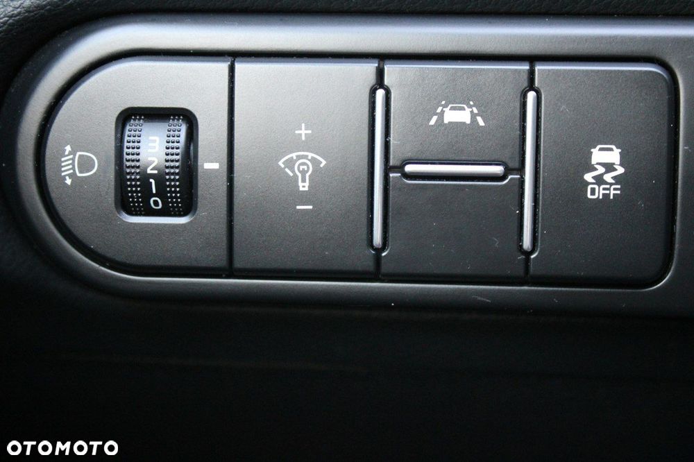 Kia Ceed - 28