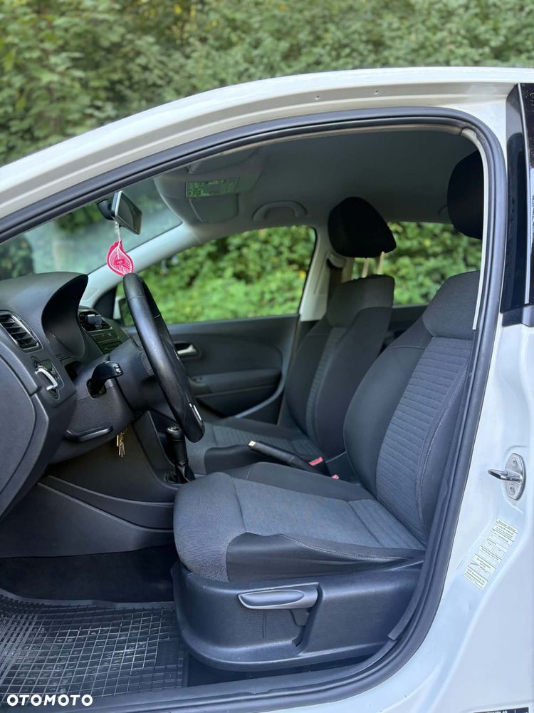 Volkswagen Polo 1.2 12V Highline - 12