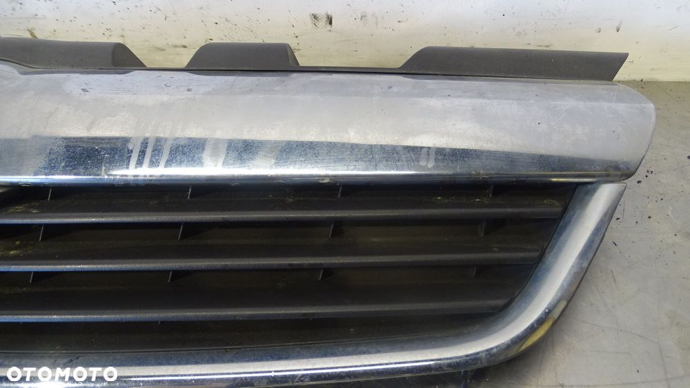 GRILL ATRAPA OPEL ZAFIRA B 1.9CDTI - 4