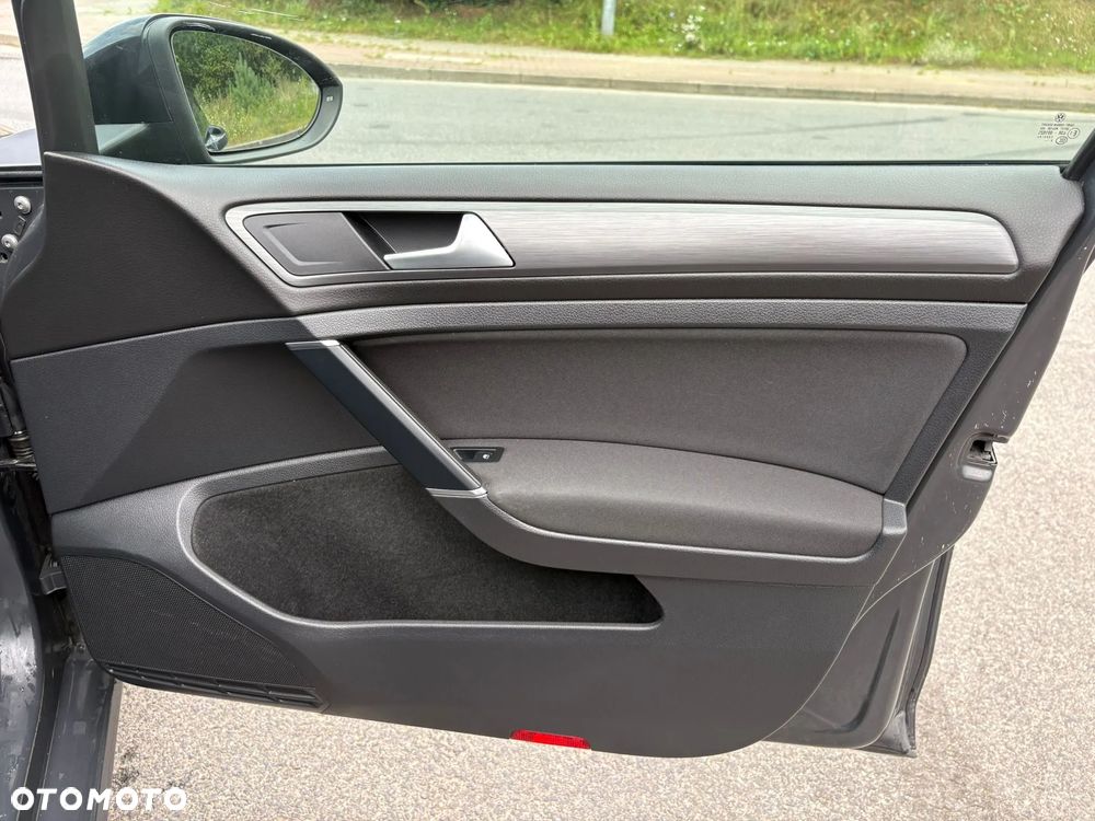 Volkswagen Golf 1.6 TDI BlueMotion Technology Comfortline - 17