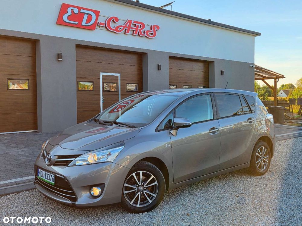 Toyota Verso - 35