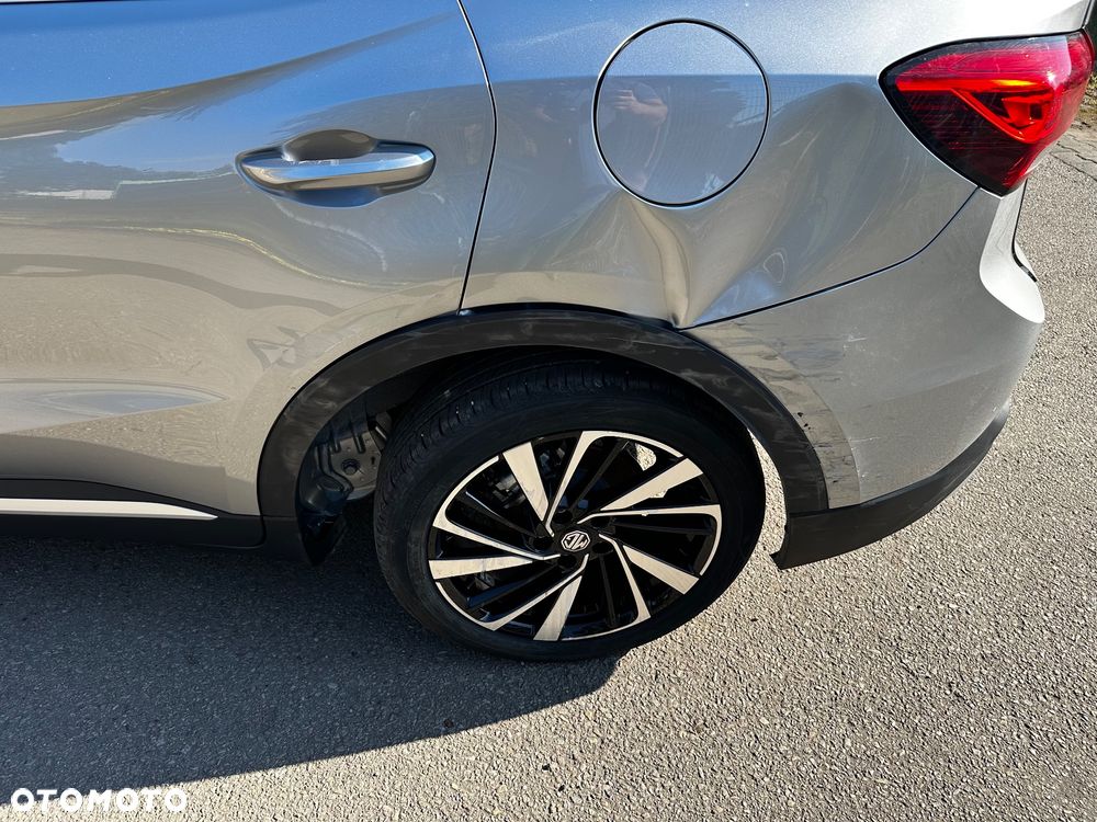 MG ZS Hybrid+ Luxury - 18