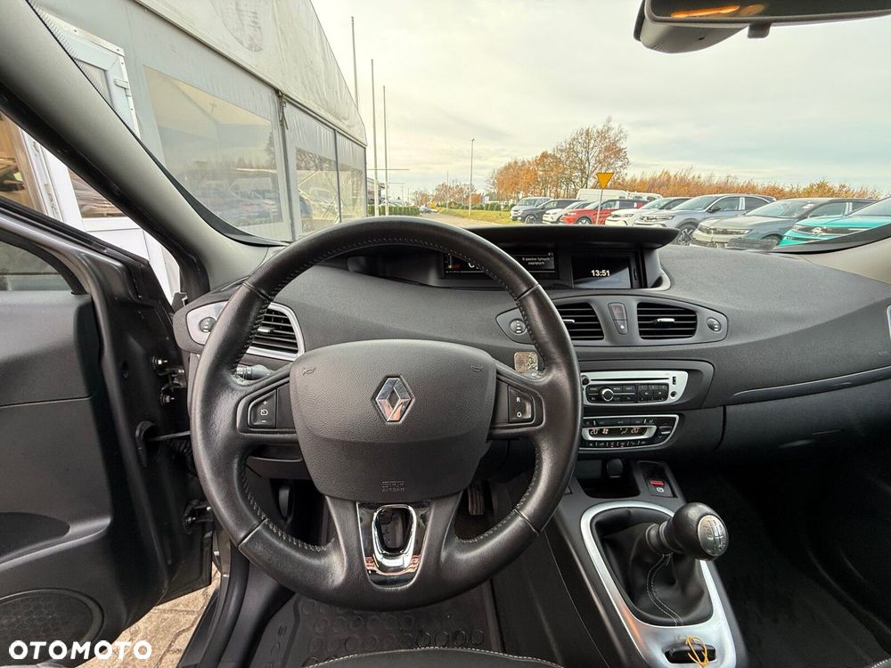Renault Scenic - 11