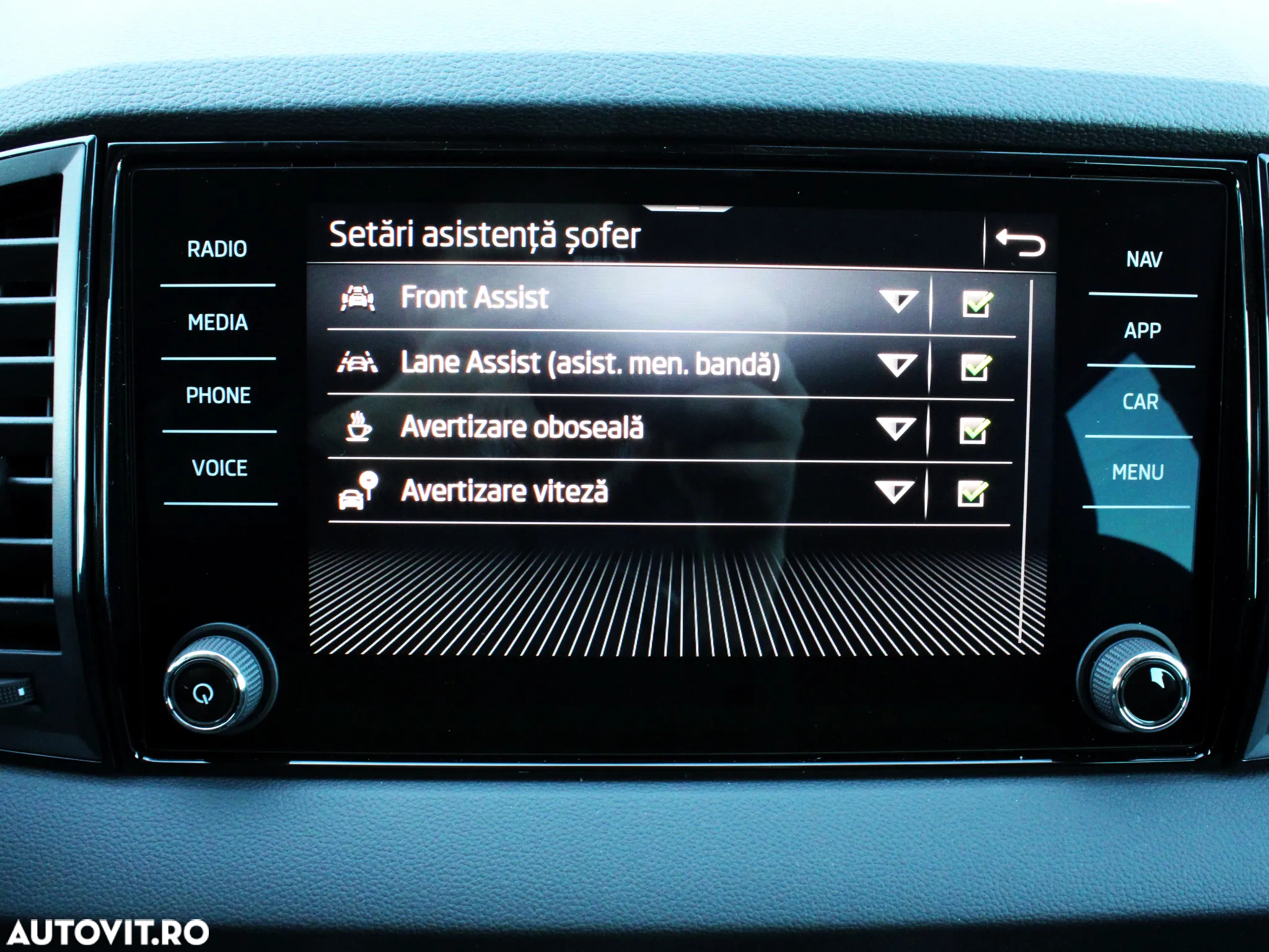 Skoda Karoq 1.5 TSI DSG Selection - 20