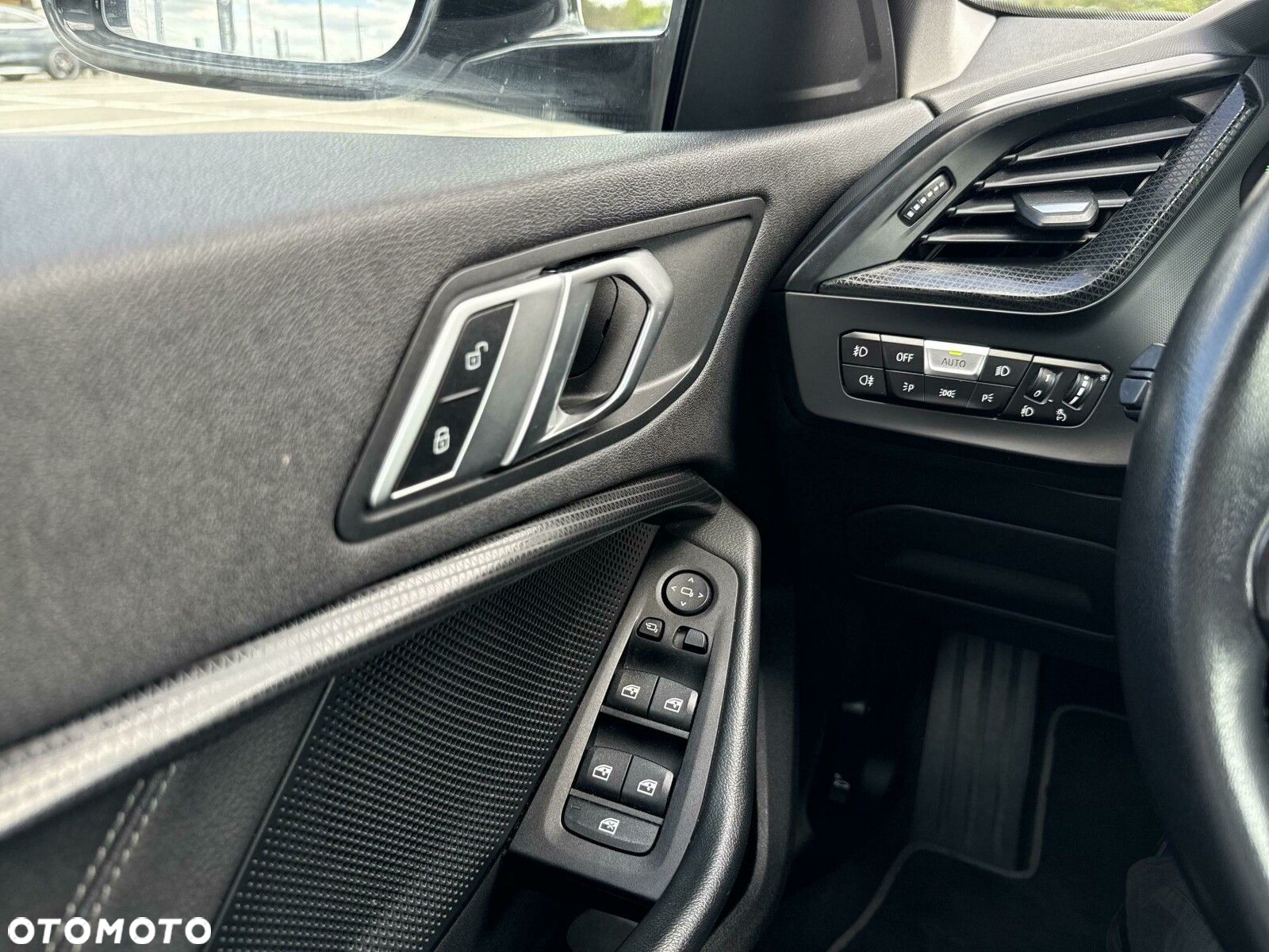 BMW Seria 2 218i Sport Line - 18