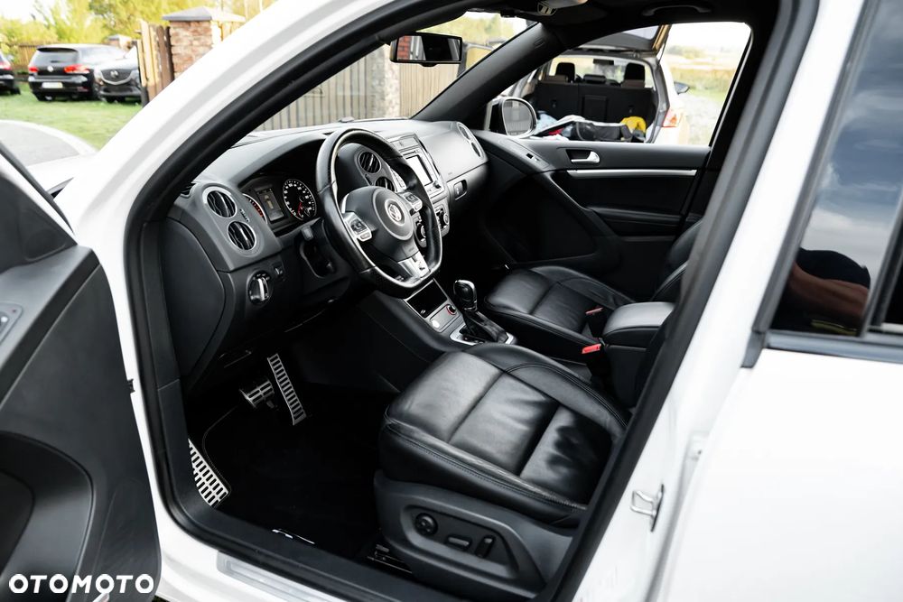 Volkswagen Tiguan 2.0 TSI 4Mot Perfectline R-Style DSG - 5