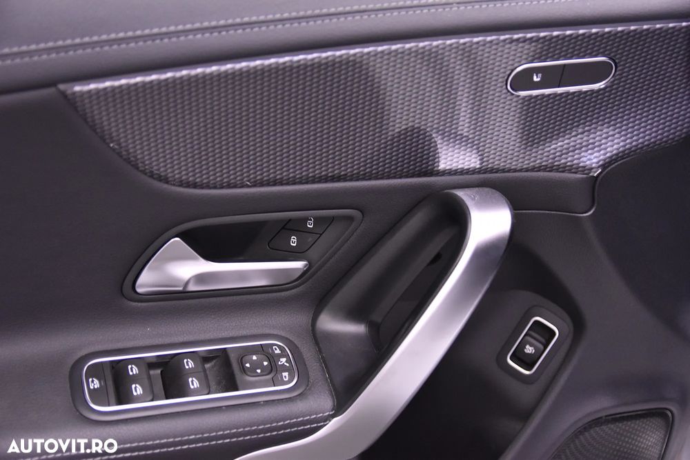 Mercedes-Benz CLA 180 d 7G-DCT - 14