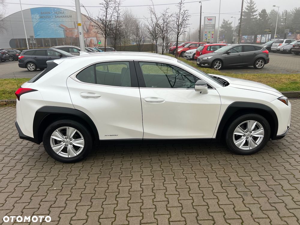 Lexus UX 250h Elegance 2WD - 10