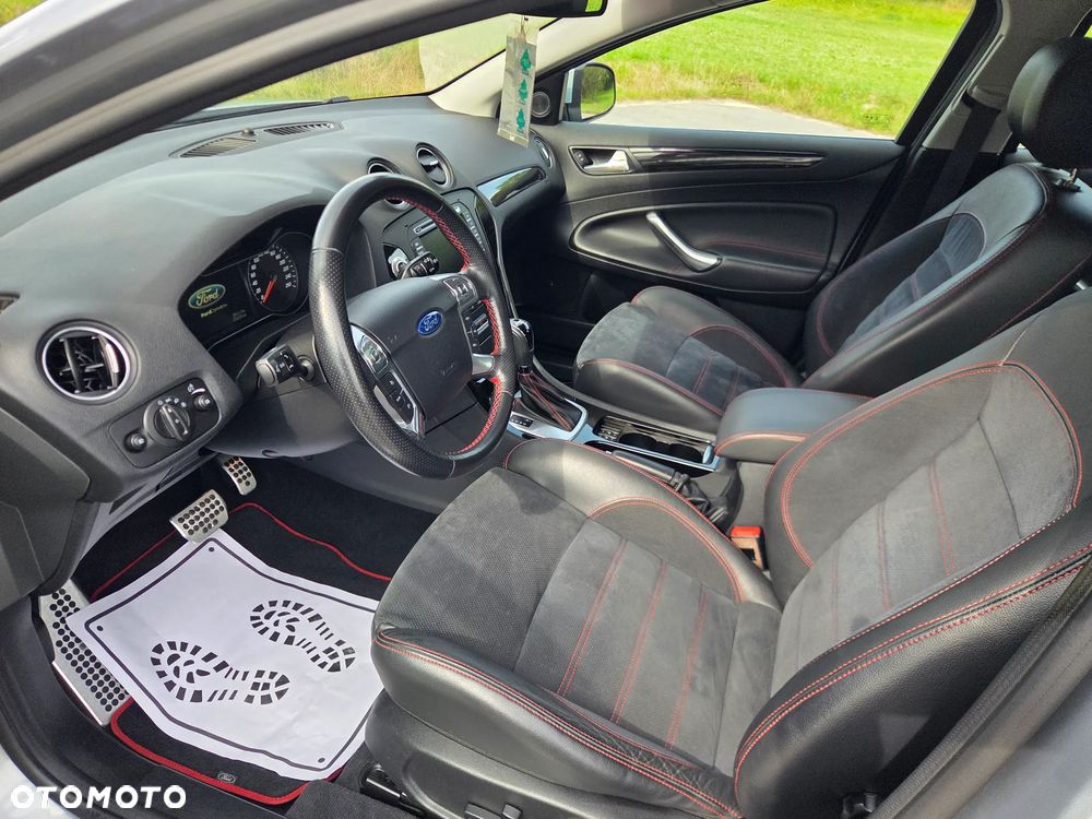 Ford Mondeo 2.0 TDCi Ghia MPS6 - 13