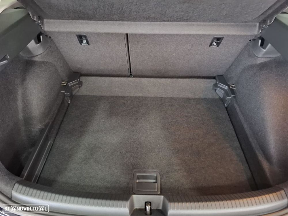 VW Taigo 1.0 TSI Urban - 25