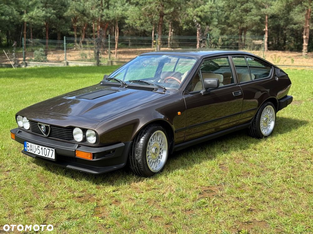 Alfa Romeo GTV - 2