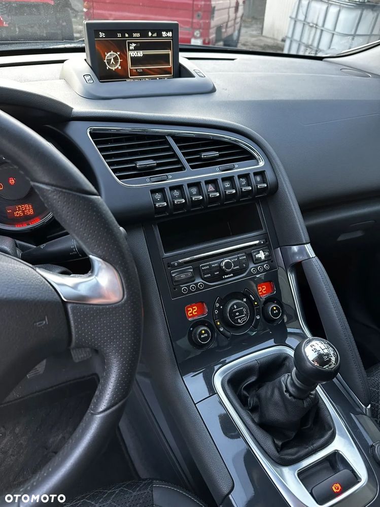 Peugeot 3008 PureTech 130 Stop & Start GPF Allure - 11