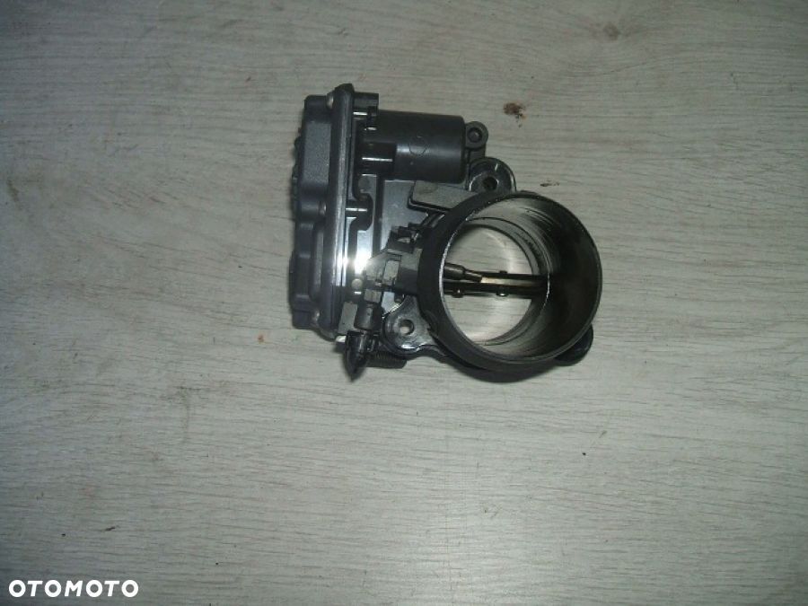 BMW F45 F46 MINI F60 2.0D PRZEPUSTNICA 8512452 - 2