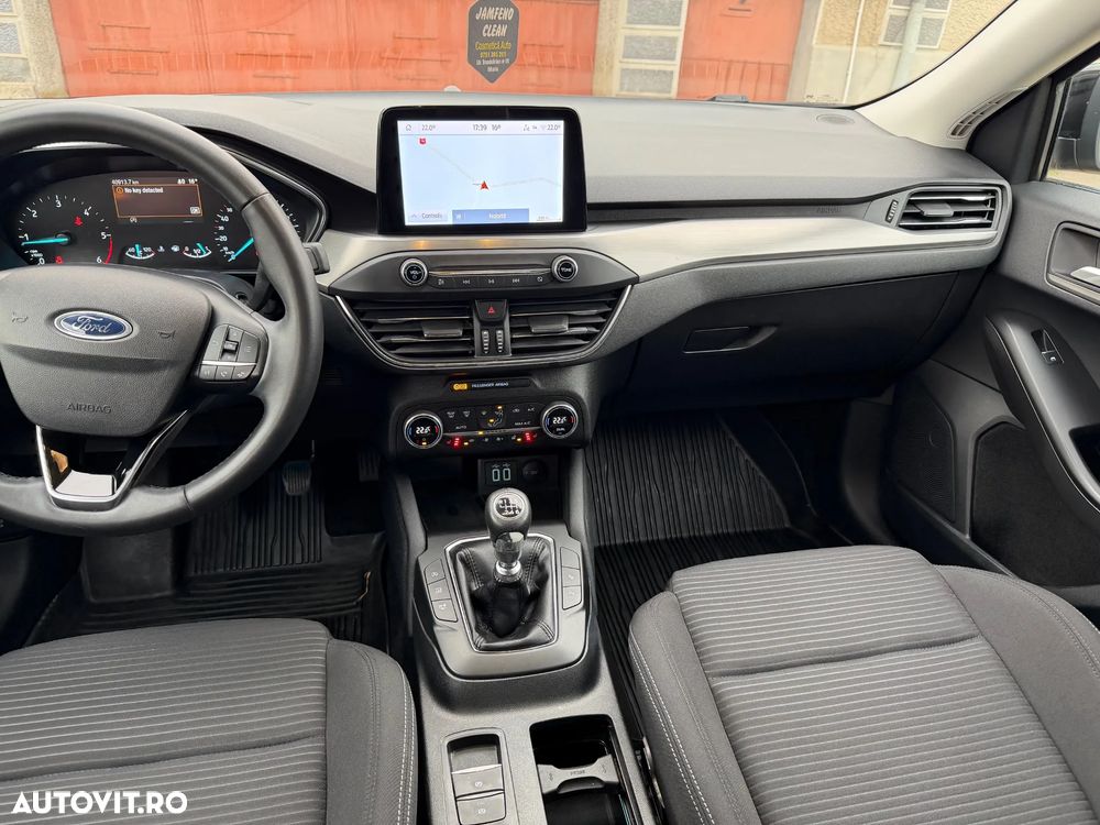 Ford Focus 1.5 EcoBlue Titanium Business - 18