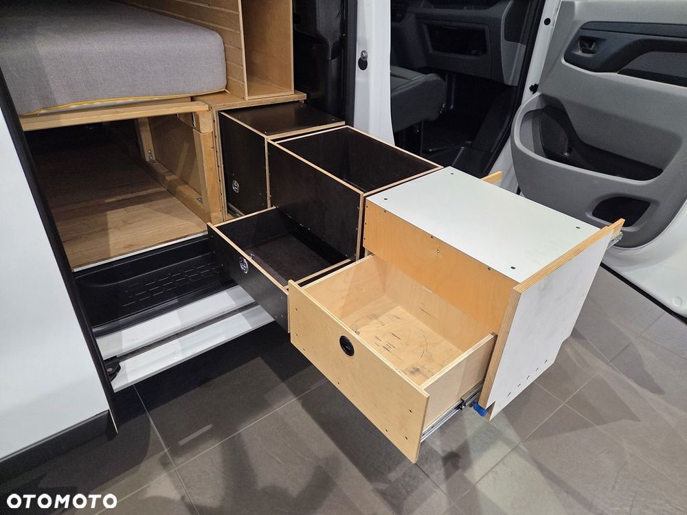 Peugeot Expert - 8