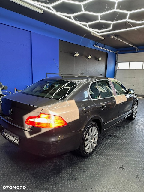 Skoda Superb - 35