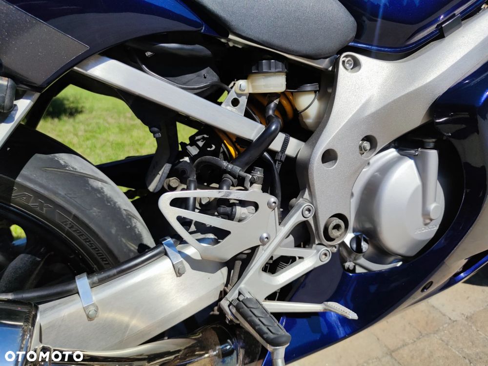 Honda CBR - 8