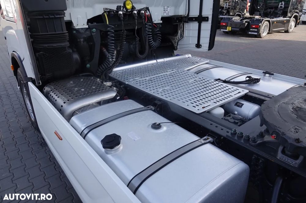 Iveco S-WAY / 530 / RETARDER / I-PARK COOL / - 13