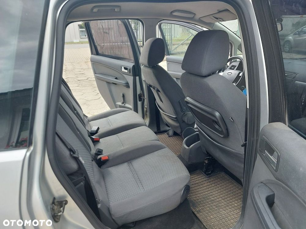 Ford Focus C-Max - 13