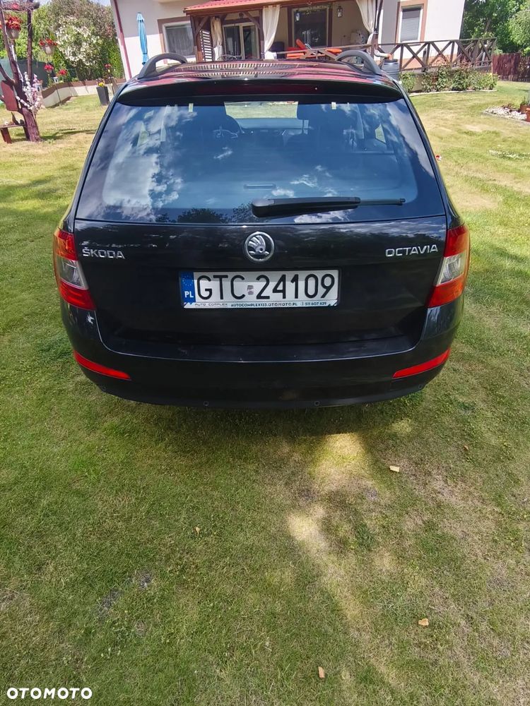 Skoda Octavia 1.6 TDI DPF Ambition - 5