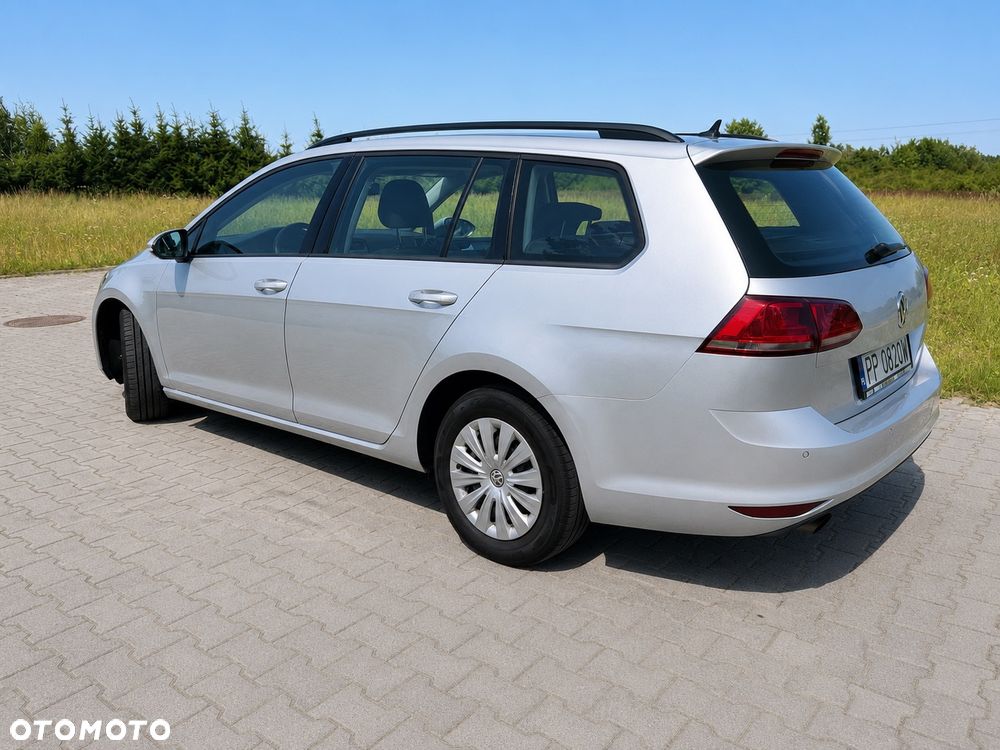 Volkswagen Golf 1.2 TSI BMT Trendline - 4