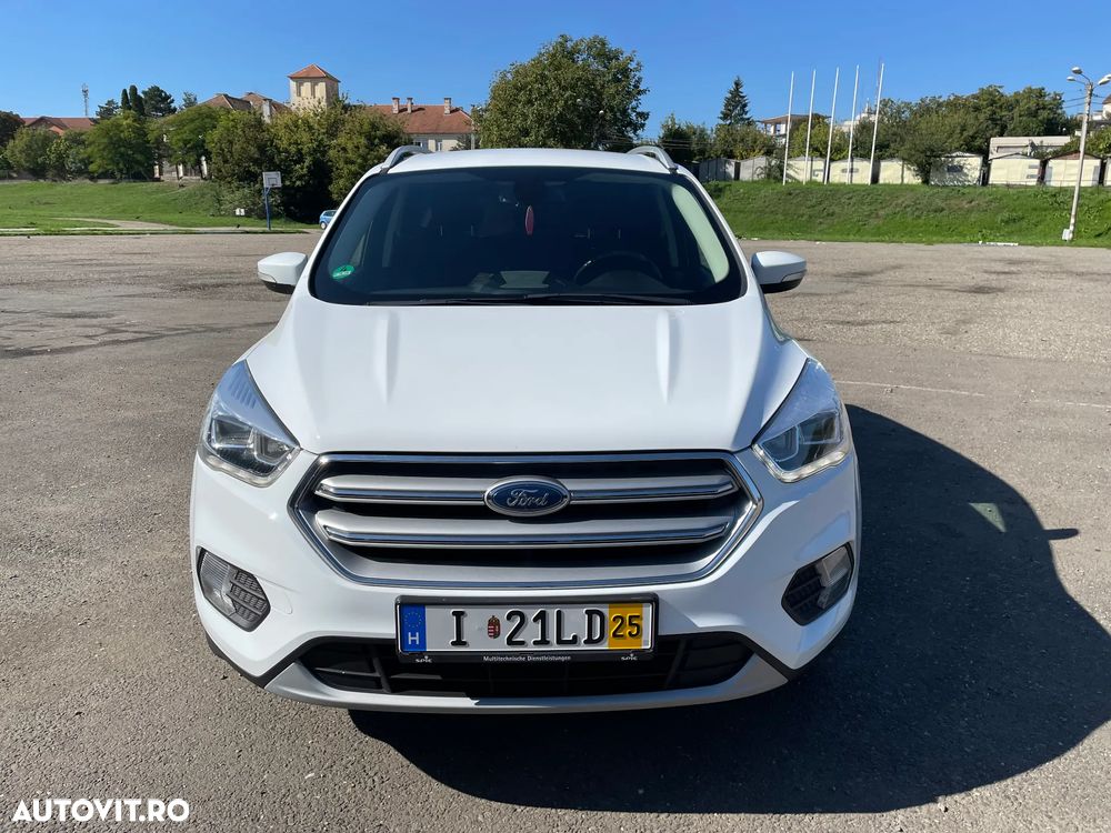 Ford Kuga 2.0 TDCi 4WD Powershift Titanium - 1