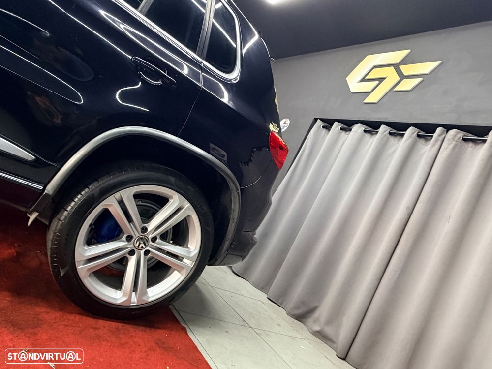 VW Tiguan 2.0 TDI DPF BlueMotion Exclusive - 17