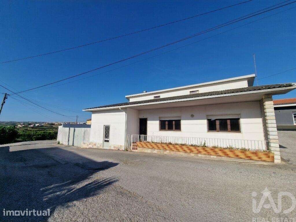 Casa / Villa T3 em Lourinhã e Atalaia de 358 m2 - Grande imagem: 3/26