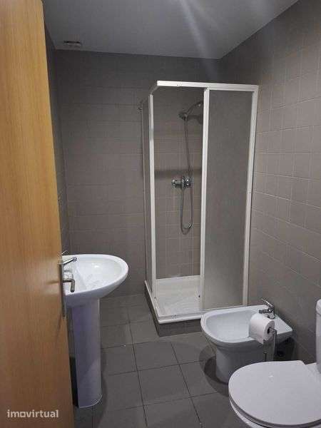 arrenda-se T3 duplex na Alta de Lisboa - Grande imagem: 4/12