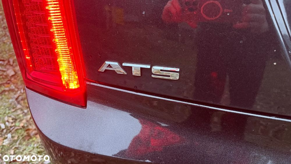 Cadillac ATS - 10
