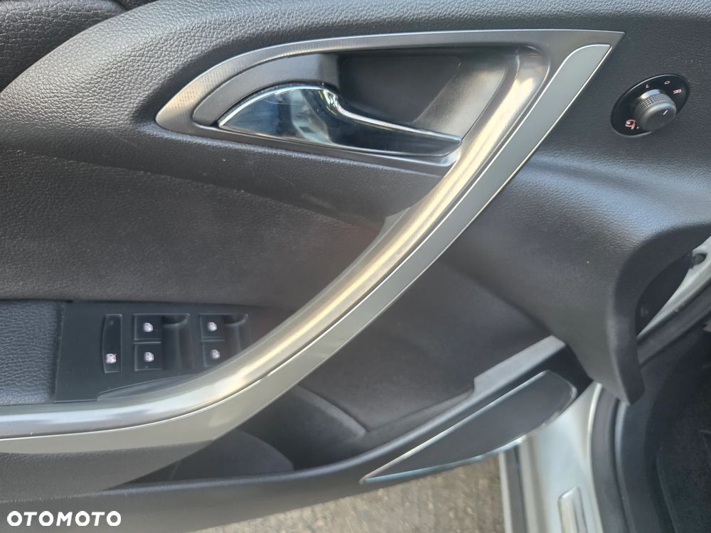 Opel Astra 1.4 Turbo Style - 13