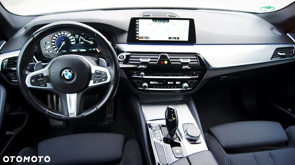 BMW Seria 5 520d xDrive M Sport sport - 3