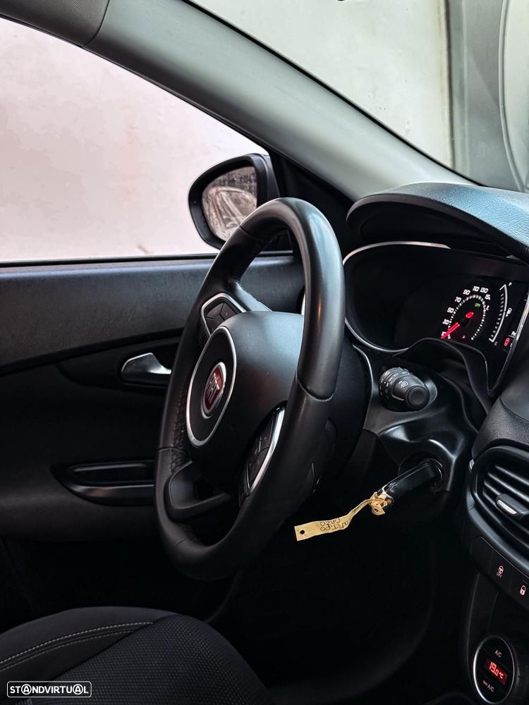 Fiat Tipo Station Wagon 1.3 M-Jet Lounge - 7