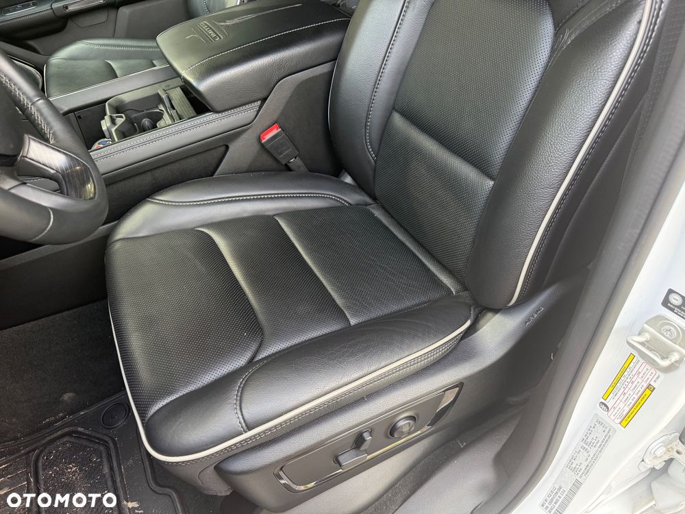 Dodge RAM 5.7 4x4 - 24