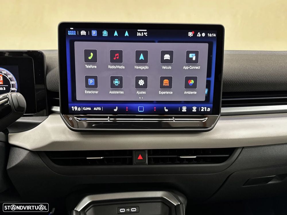 VW T-Roc 1.5 eTSI Style DSG - 13