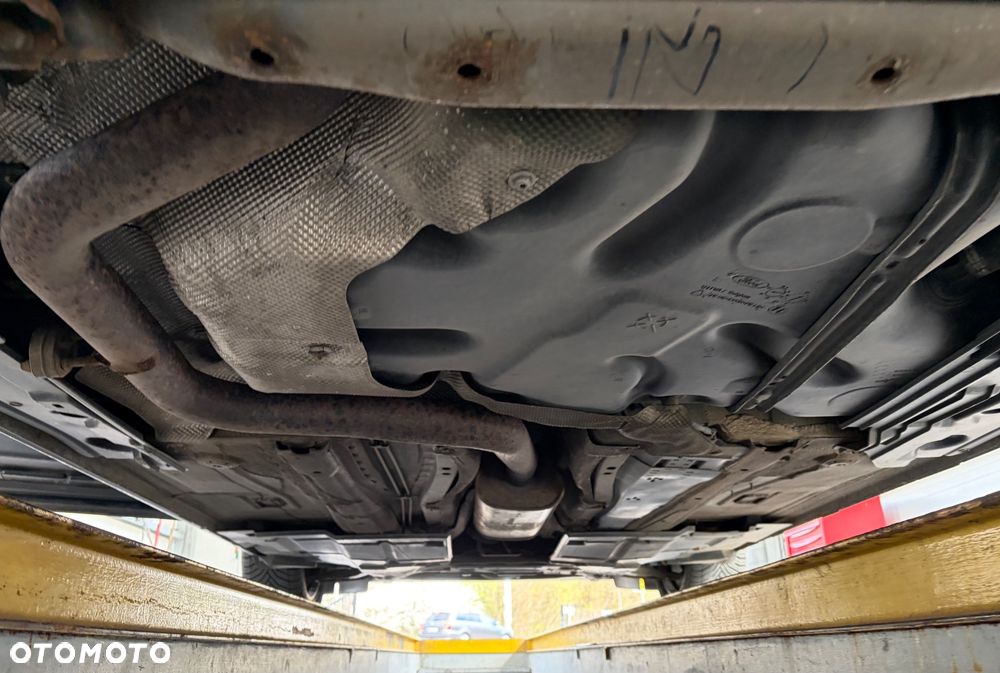 Ford Mondeo 2.0 EcoBoost Titanium - 39