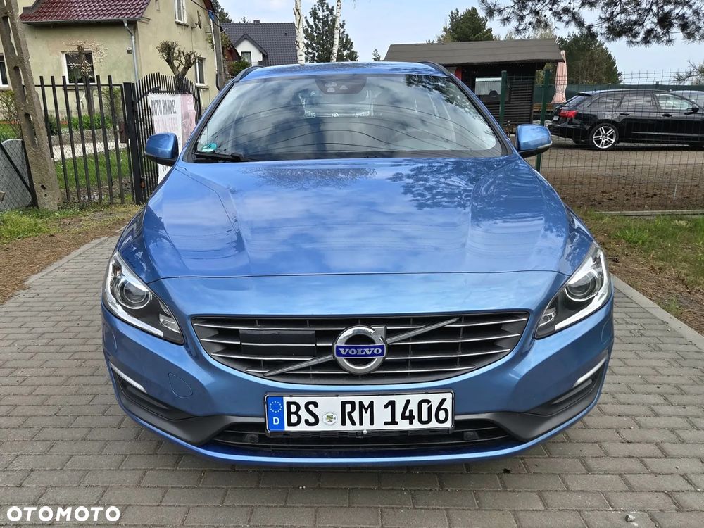Volvo V60 D4 Geartronic Summum - 3