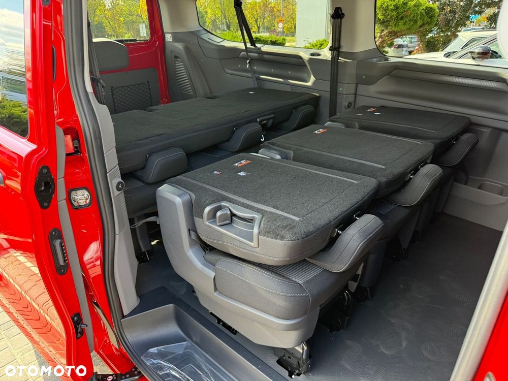 Volkswagen Caravelle - 23