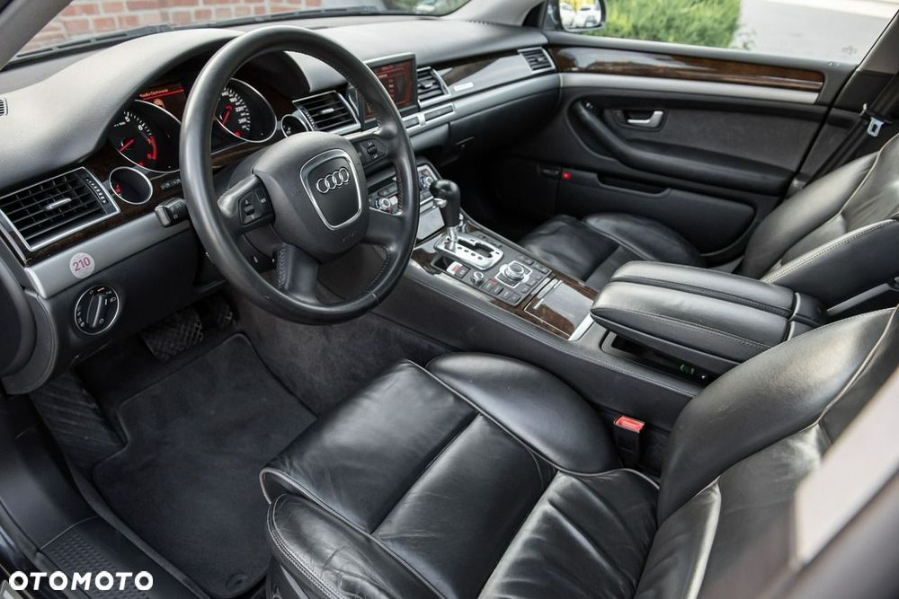 Audi A8 4.2 FSI Quattro - 7