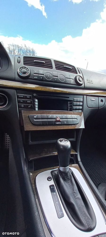 Mercedes-Benz Klasa E 200 Kompressor Automatik Avantgarde - 36
