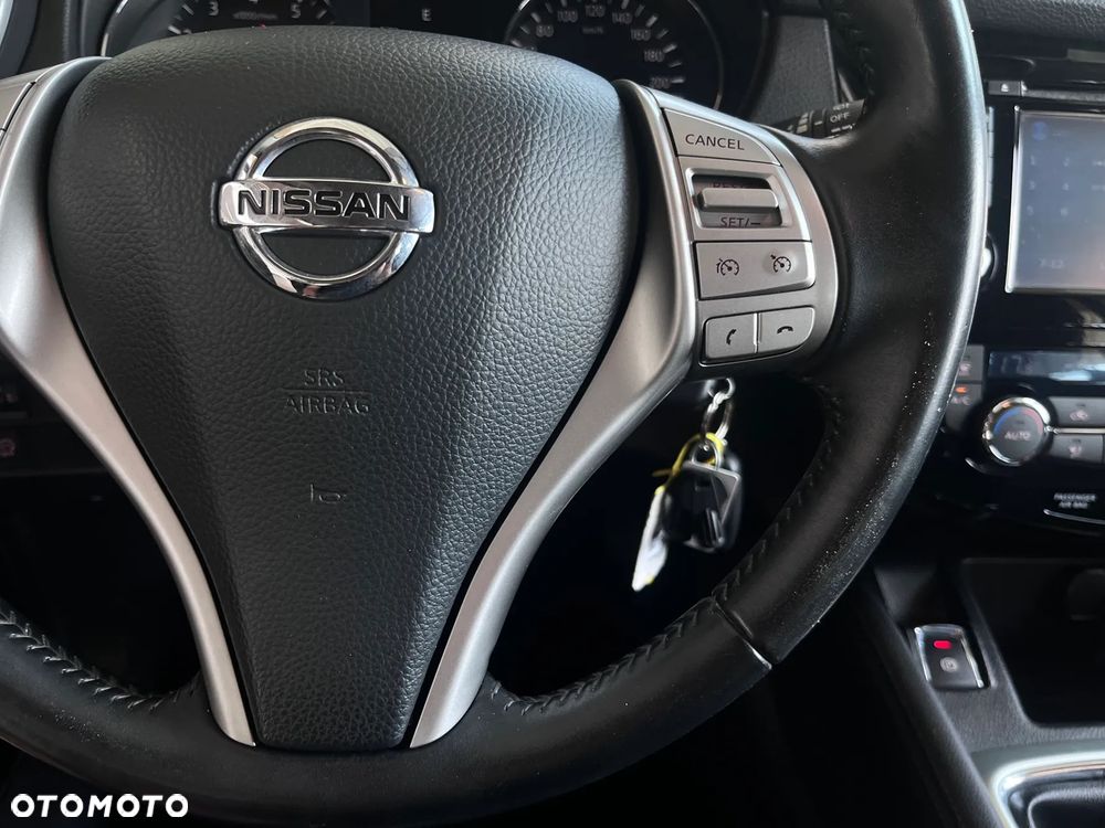 Nissan Qashqai 1.2 DIG-T N-Connecta EU6 - 14