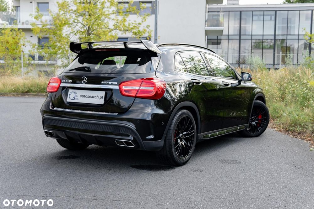 Mercedes-Benz GLA 45 AMG 4-Matic Edition 1 - 7