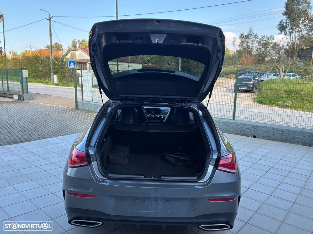 Mercedes-Benz CLA 250 - 32