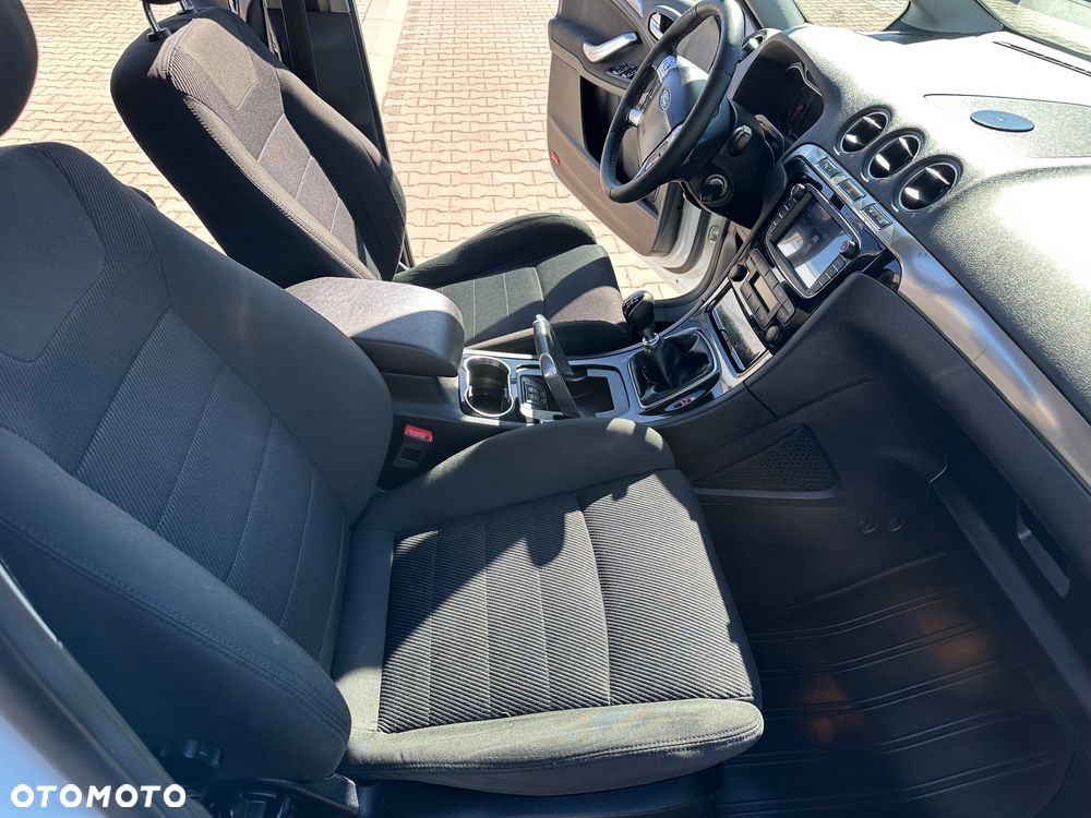 Ford Galaxy 2.0 TDCi DPF Titanium - 6