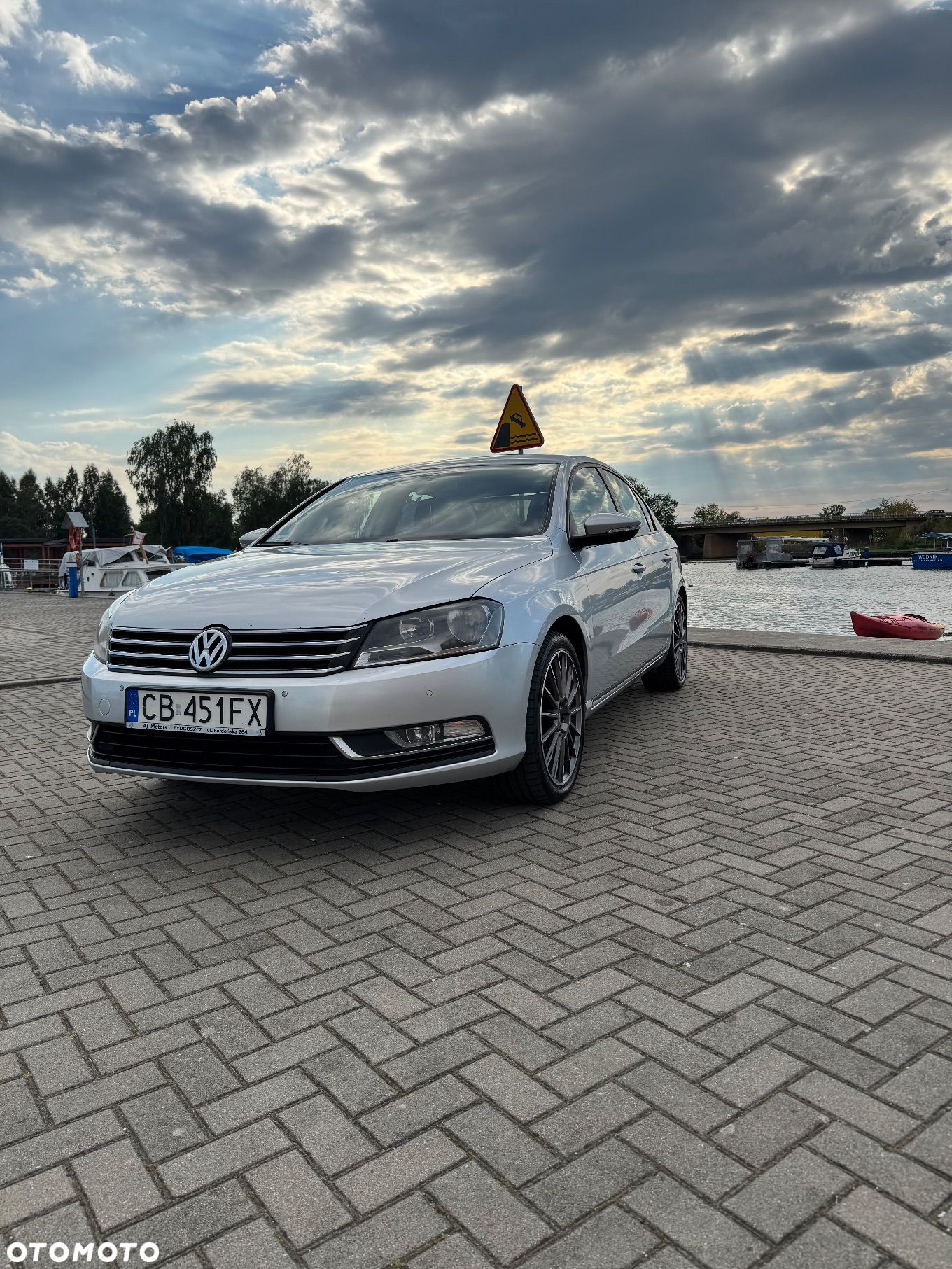 Volkswagen Passat 1.4 TSI BMT Trendline - 1