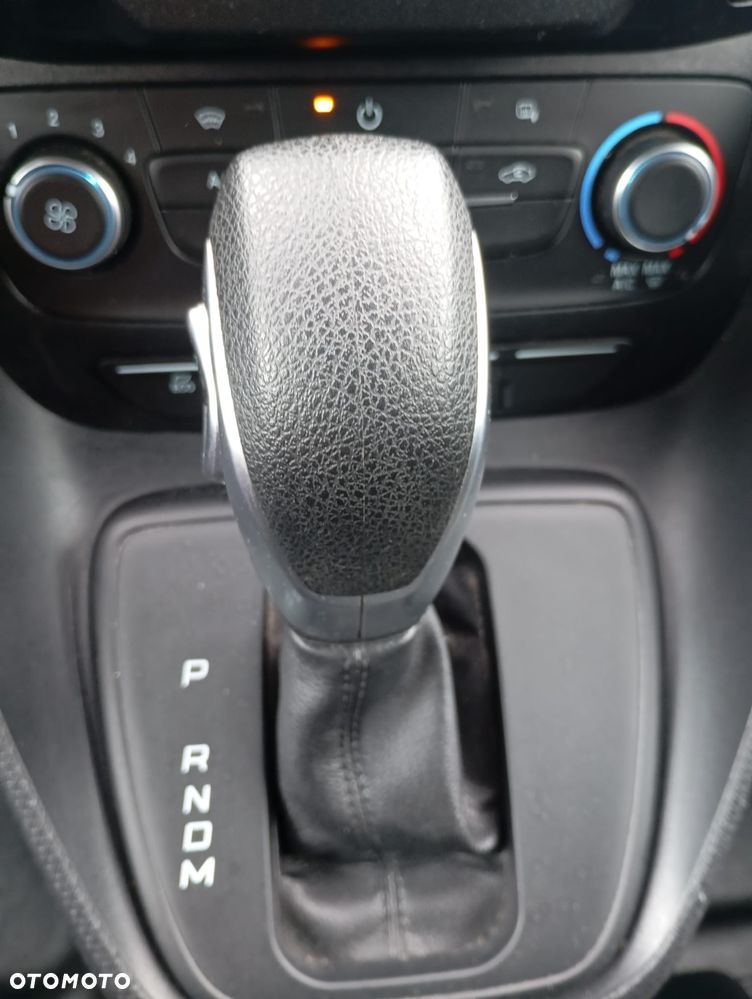 Ford Transit Connect - 10